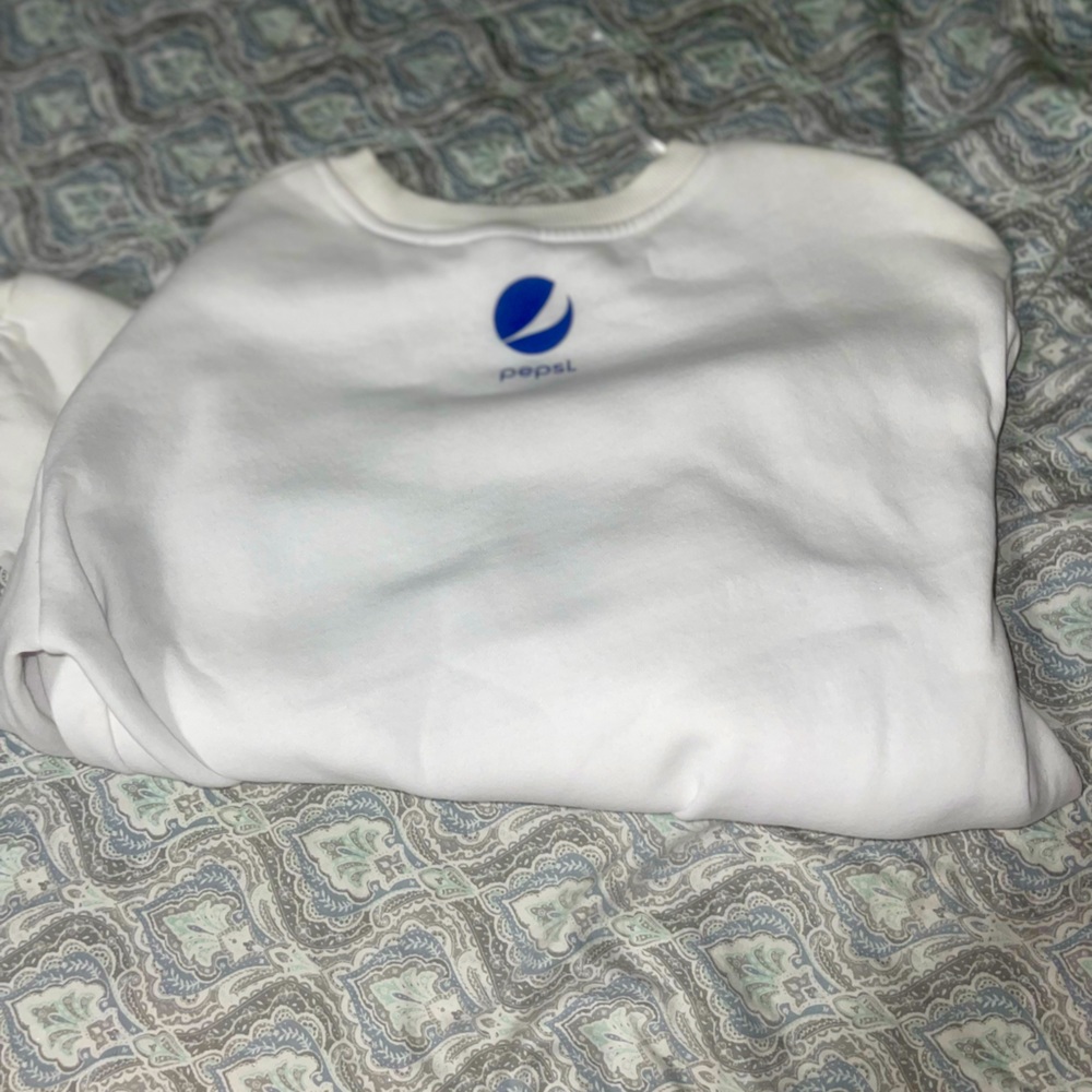 Cropped crew neck sweatshirt